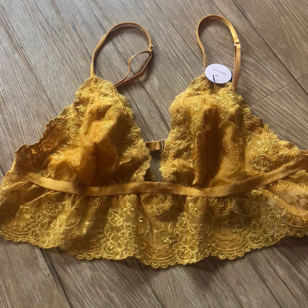Forever 21 lingerie bralette